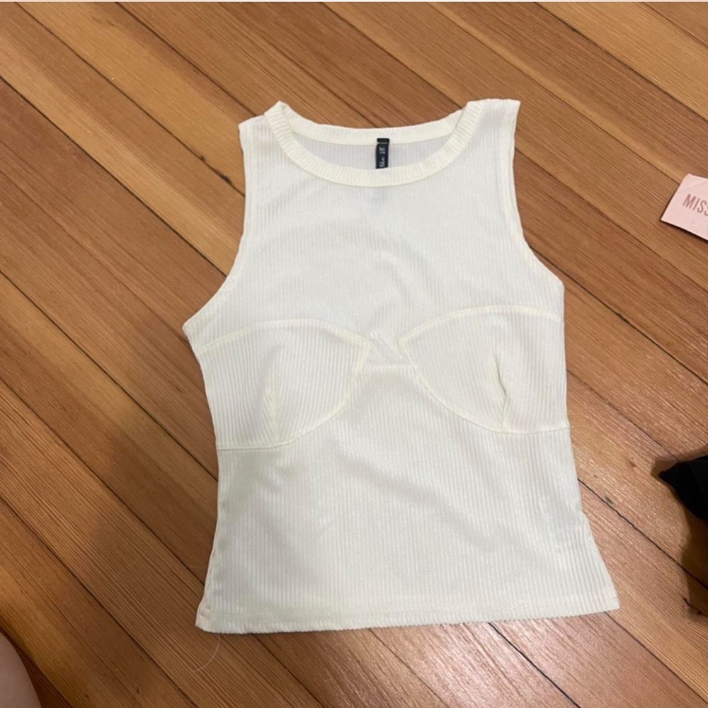 Off white ASOS top never worn before comes with matching arm pieces